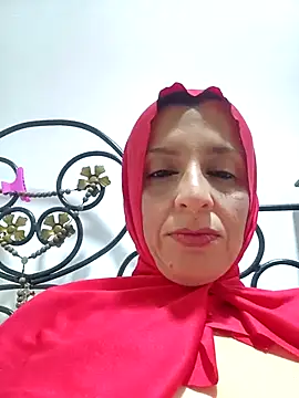 Snapshot of Aafsha_ chatting on April 12, 11:26 am Aafsha online show from April 12, 11:26 am