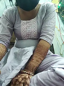 Snapshot of Nisha_sonu_couple chatting on October 12, 8:35 am Nisha sonu couple online show from October 12, 8:35 am