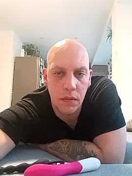 Kobradera1984 online show from January 14, 7:14 am