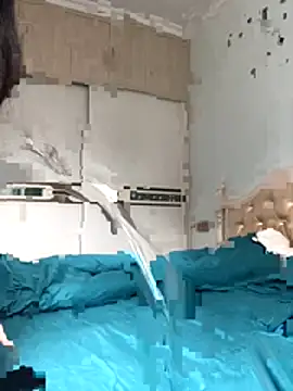 Snapshot of Mile-m chatting on October 28, 4:05 am Mile-m online show from October 28, 4:05 am