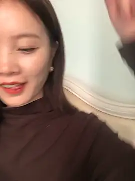 Snapshot of Mile-m chatting on December 17, 6:30 am Mile-m online show from December 17, 6:30 am