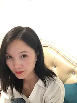 Snapshot of Mile-m chatting on June 1, 3:14 pm Mile-m online show from June 1, 3:14 pm