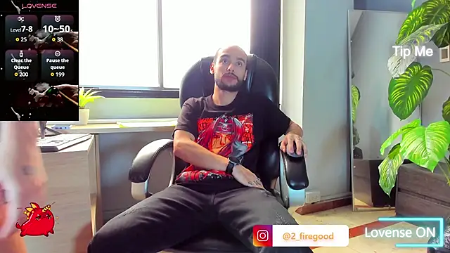 Snapshot of 2_fire chatting on November 14, 7:23 pm 2 fire online show from November 14, 7:23 pm