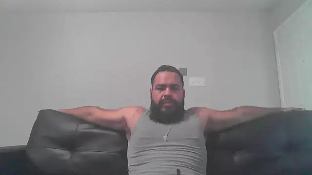 BigJohnBear39 online show from October 23, 2:16 pm