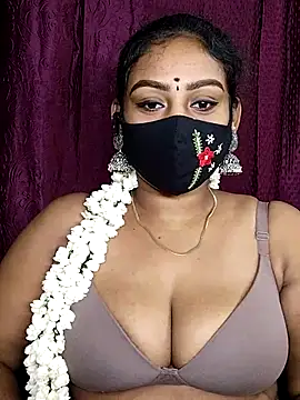 Snapshot of tamil_Monisha chatting on July 22, 6:11 pm tamil Monisha online show from July 22, 6:11 pm