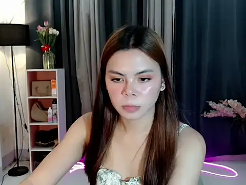 Snapshot of buttycamillex chatting on May 16, 5:45 pm buttycamillex online show from May 16, 5:45 pm