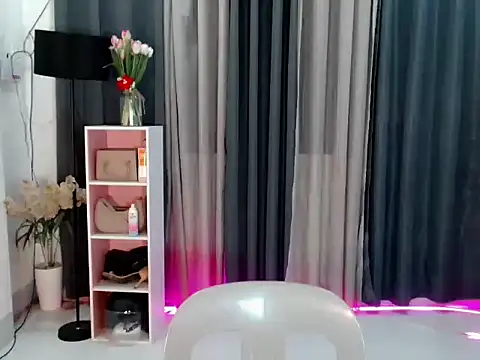 Snapshot of buttycamillex chatting on May 29, 5:44 pm buttycamillex online show from May 29, 5:44 pm