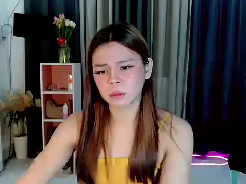Snapshot of buttycamillex chatting on June 3, 5:29 pm buttycamillex online show from June 3, 5:29 pm