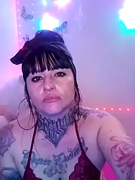 Snapshot of Skarletk chatting on October 17, 11:13 am Skarletk online show from October 17, 11:13 am