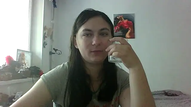 Snapshot of Twolatte1520 chatting on July 19, 11:36 am Twolatte1520 online show from July 19, 11:36 am