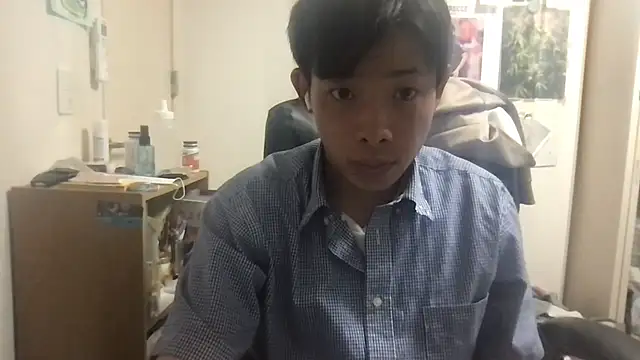 Snapshot of aooya chatting on June 6, 12:43 pm aooya online show from June 6, 12:43 pm