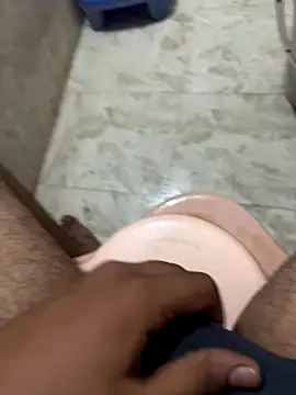 Snapshot of kartik_12098 chatting on October 6, 7:00 pm kartik 12098 online show from October 6, 7:00 pm