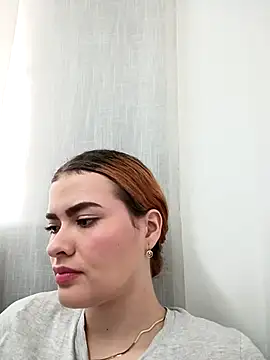 Snapshot of abby_murphy chatting on December 1, 9:53 pm abby murphy online show from December 1, 9:53 pm