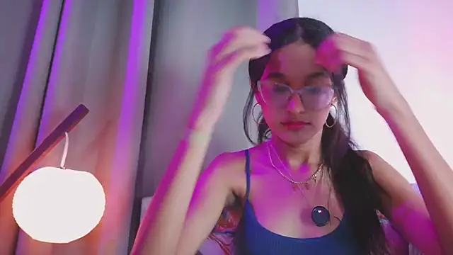 luna valen online show from October 27, 12:42 pm