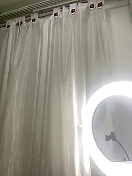 Snapshot of Rose_monroee chatting on March 2, 7:43 pm Rose monroee online show from March 2, 7:43 pm