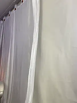 Snapshot of Rose_monroee chatting on July 28, 7:26 pm Rose monroee online show from July 28, 7:26 pm