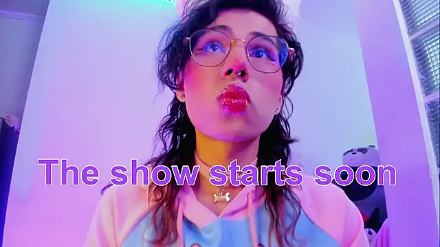 Sweet-SharoKitty online show from December 22, 11:02 pm