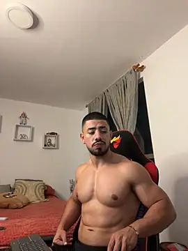 Ezzio Scolaro online show from December 3, 12:29 am