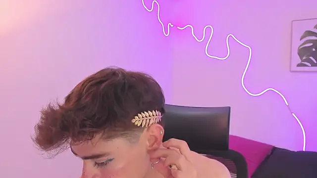 Sam Clark online show from November 7, 3:17 am