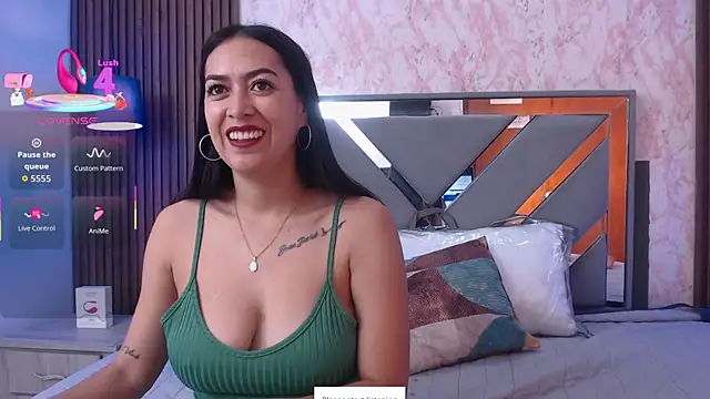Mature juliana1 online show from October 12, 12:37 pm