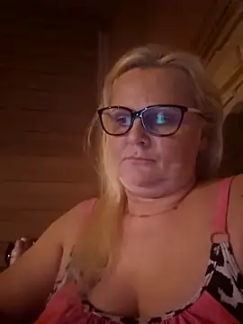 NieMaJazdyBezGwiazdy7883 online show from October 10, 5:34 pm