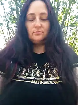 Snapshot of Bella_862 chatting on April 6, 10:05 am Bella 862 online show from April 6, 10:05 am