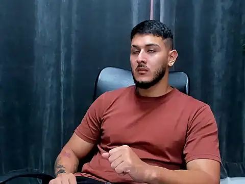 jasonshaw25 online show from February 18, 6:04 pm