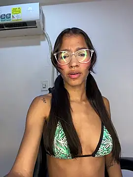 Snapshot of ScarletEvanss_ chatting on June 22, 11:07 am ScarletEvanss online show from June 22, 11:07 am
