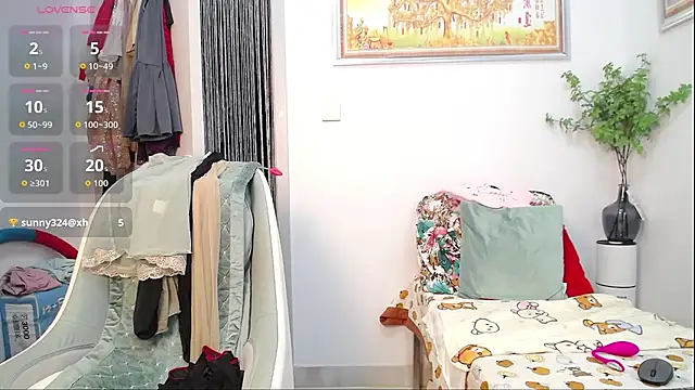 selinajuan online show from February 11, 12:54 pm