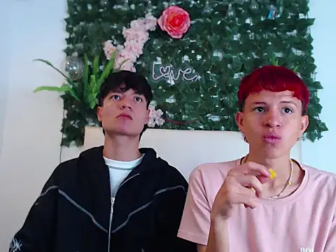 alex russo   online show from November 9, 4:00 am