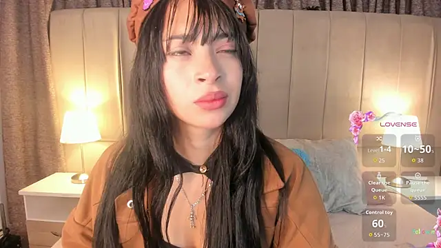 alahia hank online show from November 7, 6:08 pm