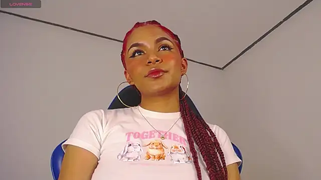 AAfrodithaa online show from October 26, 5:57 am