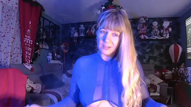 Delichieuse5 online show from January 2, 8:24 pm