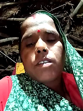 Snapshot of Janvi_tv chatting on October 27, 2:21 pm Janvi tv online show from October 27, 2:21 pm