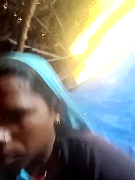 Snapshot of Janvi_tv chatting on November 4, 1:05 am Janvi tv online show from November 4, 1:05 am