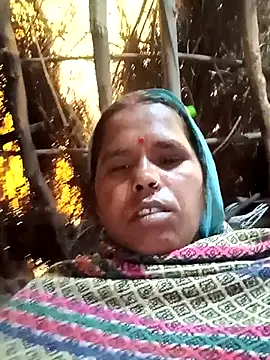 Snapshot of Janvi_tv chatting on November 6, 1:06 am Janvi tv online show from November 6, 1:06 am