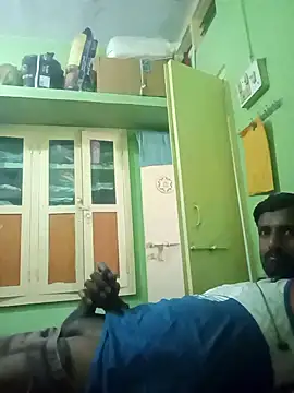 Snapshot of Hotcouplesindian1995 chatting on February 26, 5:17 am Hotcouplesindian1995 online show from February 26, 5:17 am