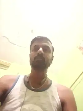 Snapshot of Hotcouplesindian1995 chatting on February 28, 11:11 am Hotcouplesindian1995 online show from February 28, 11:11 am