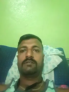 Snapshot of Hotcouplesindian1995 chatting on June 20, 2:47 am Hotcouplesindian1995 online show from June 20, 2:47 am