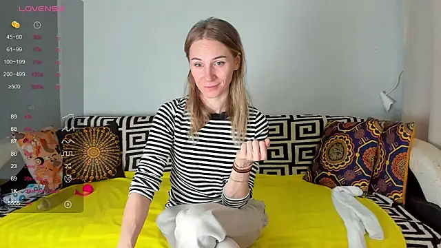 Amalia Mio online show from November 8, 7:41 am