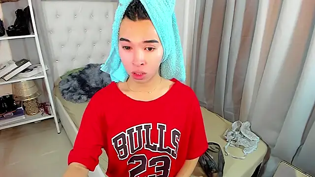 Snapshot of Yourdreamgoddess chatting on November 28, 4:09 pm Yourdreamgoddess online show from November 28, 4:09 pm