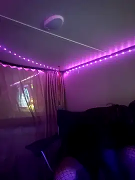 mysissycd online show from October 4, 6:22 am