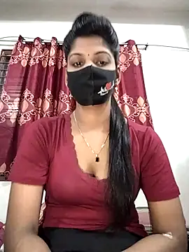 Queen-Any online show from October 11, 8:51 pm