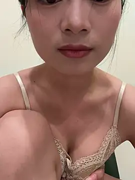 qingzi1218 online show from April 18, 8:51 am