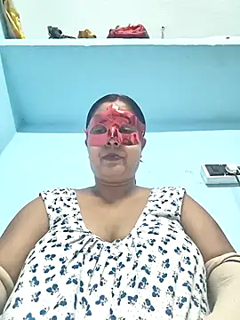 misti02 online show from October 10, 5:01 pm