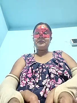 misti02 online show from October 21, 5:57 pm