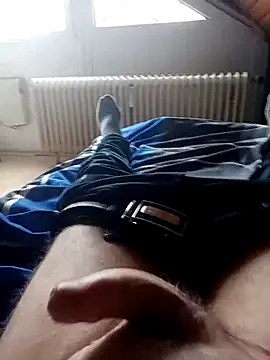 Snapshot of ImperlPerverso59 chatting on December 22, 12:24 pm ImperlPerverso59 online show from December 22, 12:24 pm