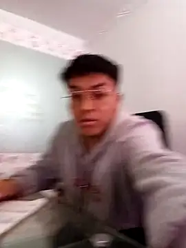 Snapshot of EithanFuckboys chatting on October 30, 10:21 pm EithanFuckboys online show from October 30, 10:21 pm