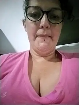 -saraqueen- online show from December 19, 3:24 am