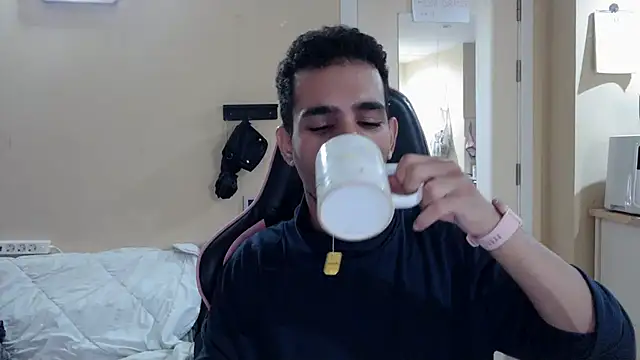 junokun22 online show from November 5, 7:03 pm